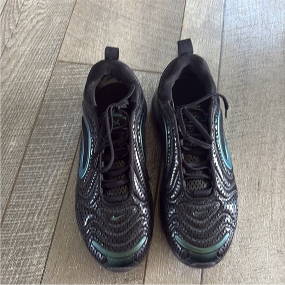 Nike Air Max 720 Size 7 Throwback Future Iridescent Green and Black Shoes. - Picture 7 of 12
